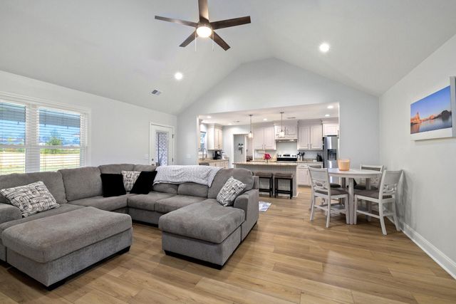 1250 Sandpiper Drive, Sumter, SC 29154