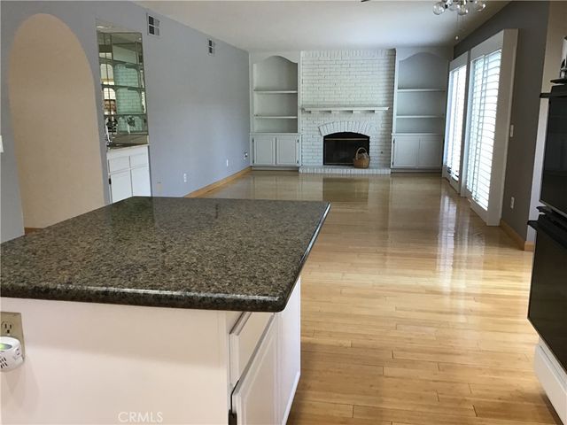 20111 Cavern Court, Saugus, CA 91390