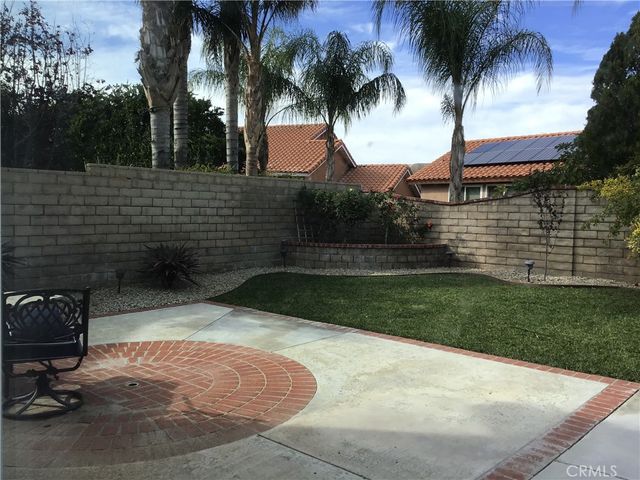 20111 Cavern Court, Saugus, CA 91390