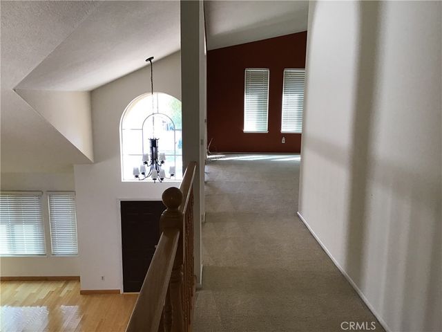 20111 Cavern Court, Saugus, CA 91390