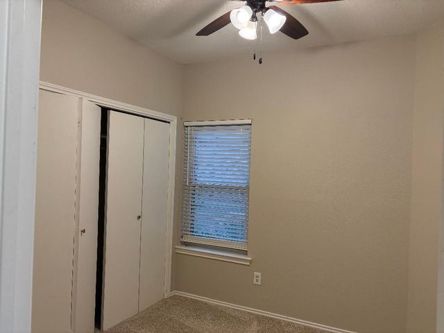 610 Canterbury Street, Euless, TX 76039