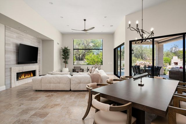 10220 E Buckskin Trail, Scottsdale, AZ 85255