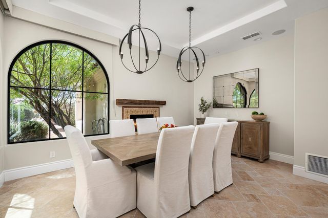 10220 E Buckskin Trail, Scottsdale, AZ 85255