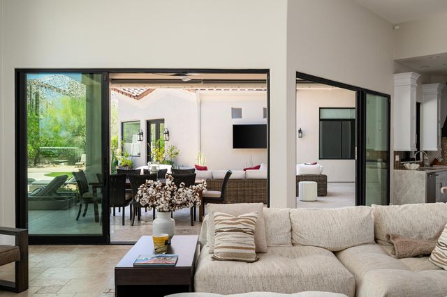 10220 E Buckskin Trail, Scottsdale, AZ 85255