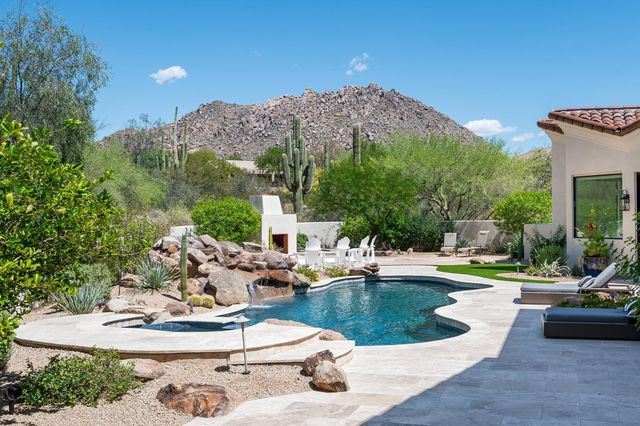 10220 E Buckskin Trail, Scottsdale, AZ 85255