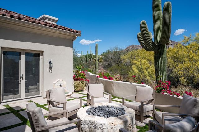 10220 E Buckskin Trail, Scottsdale, AZ 85255
