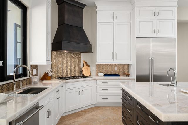 10220 E Buckskin Trail, Scottsdale, AZ 85255