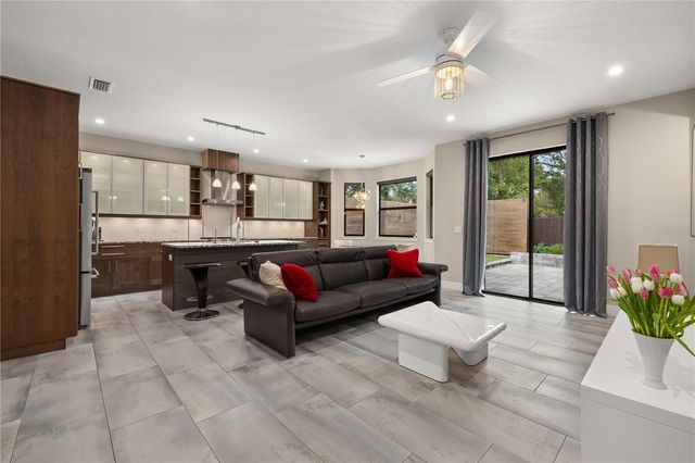 3526 E CRYSTAL LAKE AVENUE, Orlando, FL 32806