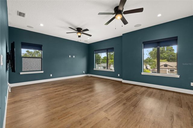 3526 E CRYSTAL LAKE AVENUE, Orlando, FL 32806