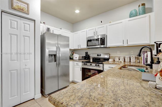 338 NE 37th Ave, Homestead, FL 33033