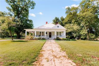 670 S Railroad Avenue, Carlton, GA 30627