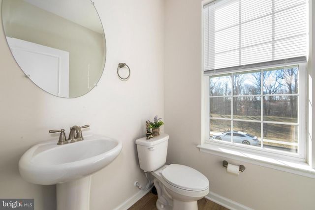 472 MONTE FARM RD, Mount Laurel, NJ 08054