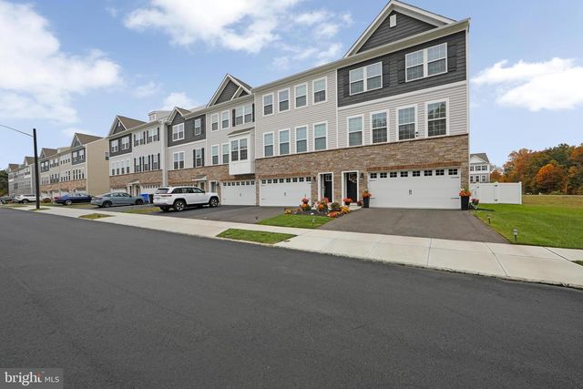 472 MONTE FARM RD, Mount Laurel, NJ 08054