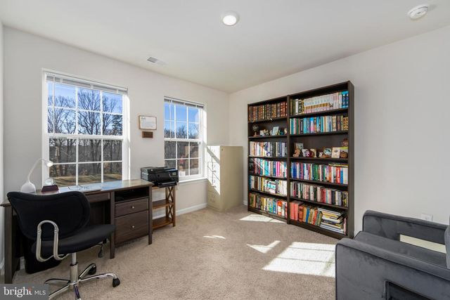 472 MONTE FARM RD, Mount Laurel, NJ 08054