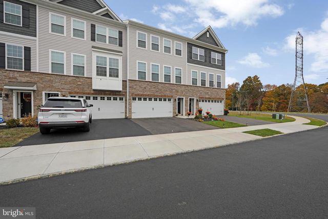 472 MONTE FARM RD, Mount Laurel, NJ 08054