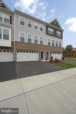 472 MONTE FARM RD, Mount Laurel, NJ 08054