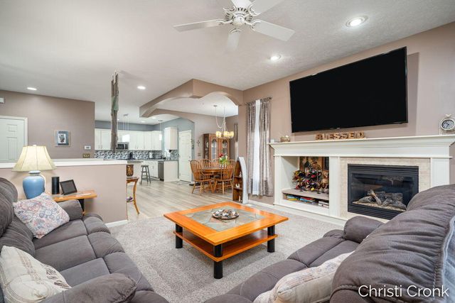 7334 Watermark Drive, Allendale Twp, MI 49401