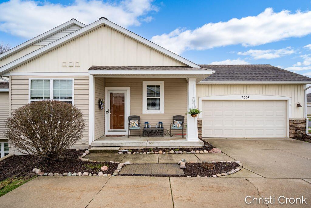 7334 Watermark Drive, Allendale Twp, MI 49401