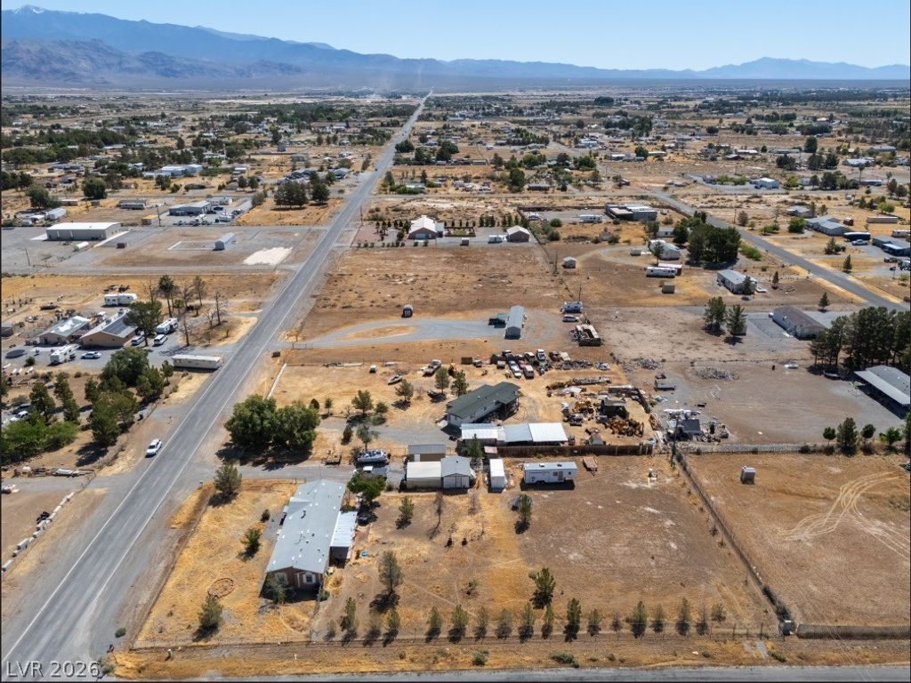 1301 East Manse Road, Pahrump, NV 89048