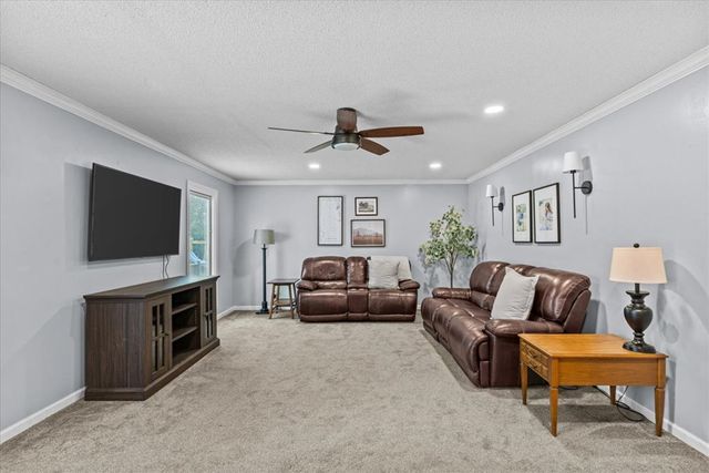 317 Holmes Rd, Newton, AL 36352