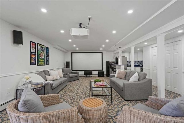 6 Lynbrook Road, Southborough, MA 01772
