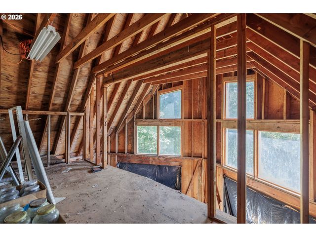 85241 JESSIE Ln, Eugene, OR 97405