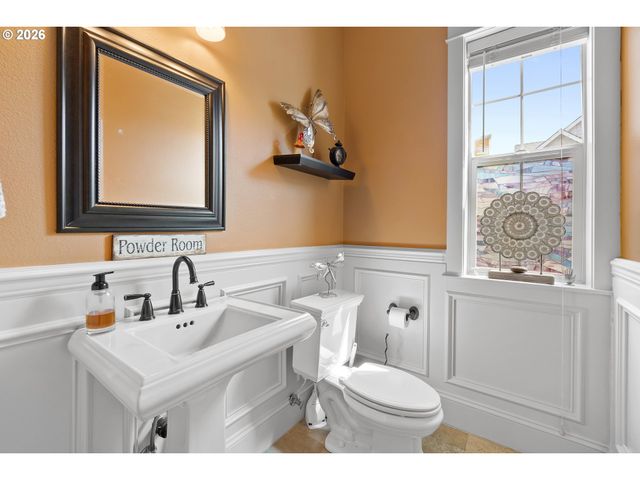 12032 Se DEERHAVEN Dr, Portland, OR 97266