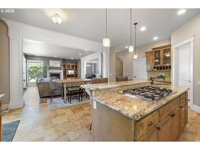 12032 Se DEERHAVEN Dr, Portland, OR 97266