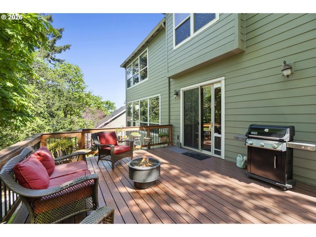 12032 Se DEERHAVEN Dr, Portland, OR 97266