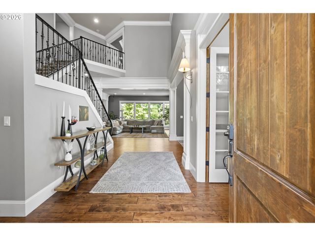 12032 Se DEERHAVEN Dr, Portland, OR 97266