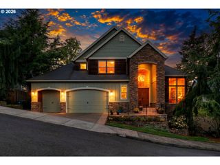 12032 Se DEERHAVEN Dr, Portland, OR 97266