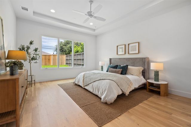 7523 Robin Road, Dallas, TX 75209