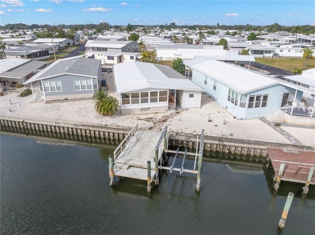 7127 MOUNT PINEY ROAD NE 718, St Petersburg, FL 33702