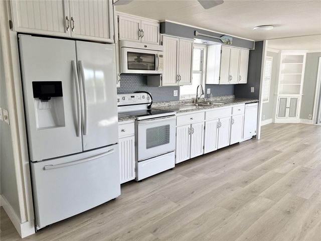 7127 MOUNT PINEY ROAD NE 718, St Petersburg, FL 33702