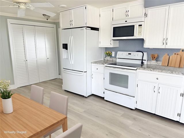 7127 MOUNT PINEY ROAD NE 718, St Petersburg, FL 33702