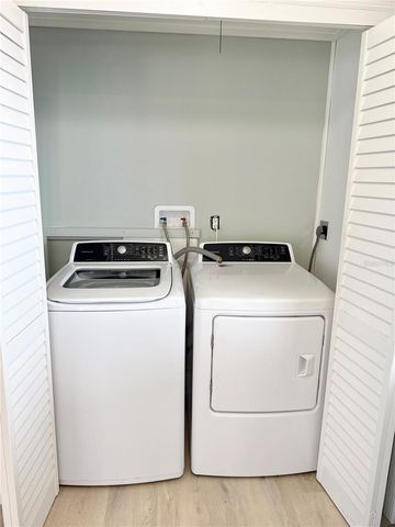 7127 MOUNT PINEY ROAD NE 718, St Petersburg, FL 33702