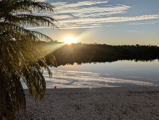 7127 MOUNT PINEY ROAD NE 718, St Petersburg, FL 33702