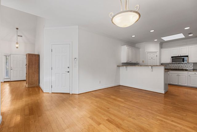 257 Arbours Commons Ct, Spartanburg, SC 29307