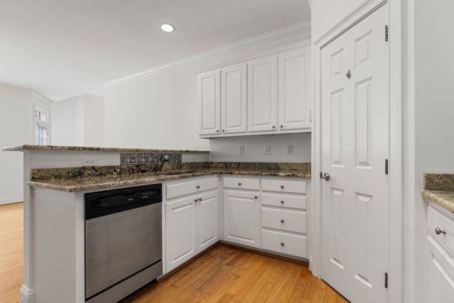 257 Arbours Commons Ct, Spartanburg, SC 29307