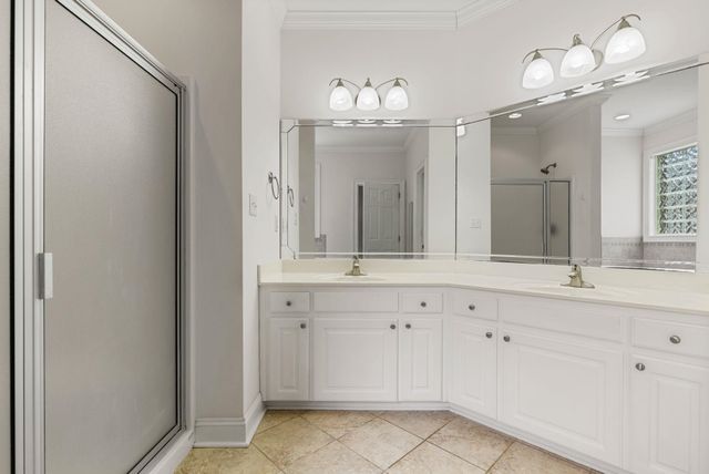 257 Arbours Commons Ct, Spartanburg, SC 29307