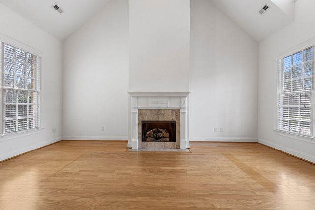 257 Arbours Commons Ct, Spartanburg, SC 29307