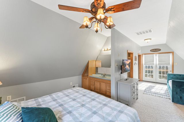 64 Chickasaw Lane, Lampe, MO 65681