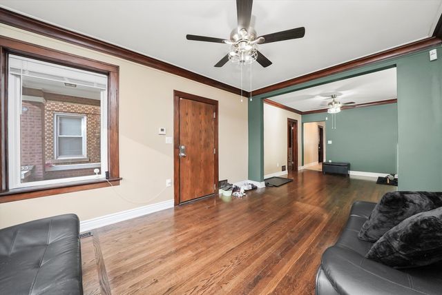 6933 S Washtenaw Avenue, Chicago, IL 60629