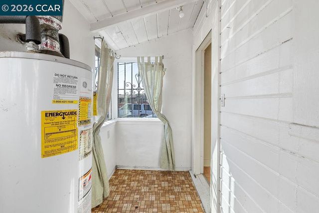 1100 Pennsylvania Ave, Richmond, CA 94801