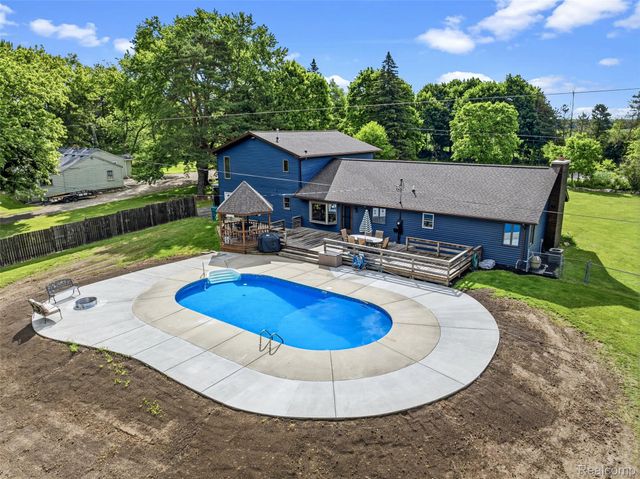 6699 E Lansing Road, Vernon Village, MI 48429