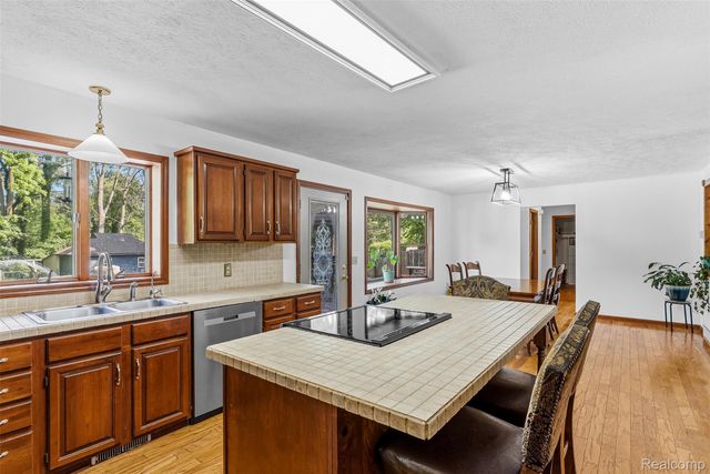 6699 E Lansing Road, Vernon Village, MI 48429