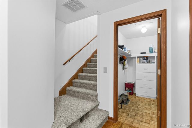 6699 E Lansing Road, Vernon Village, MI 48429