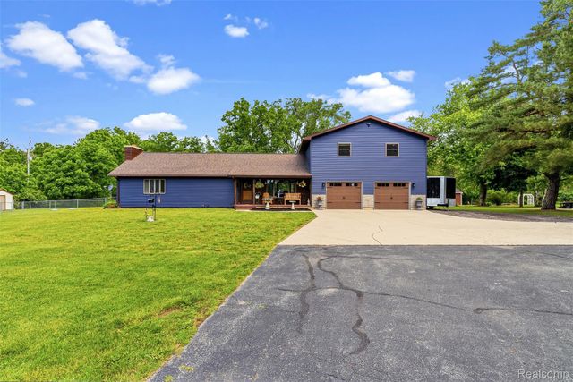 6699 E Lansing Road, Vernon Village, MI 48429