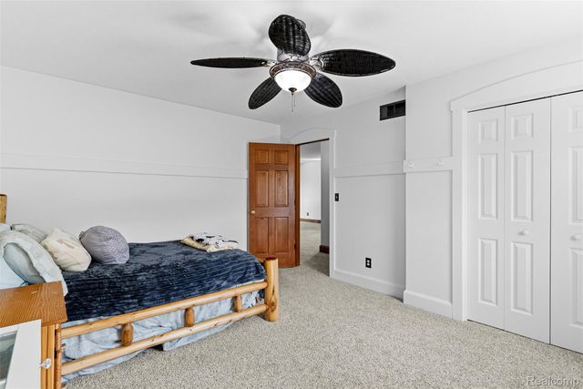 6699 E Lansing Road, Vernon Village, MI 48429