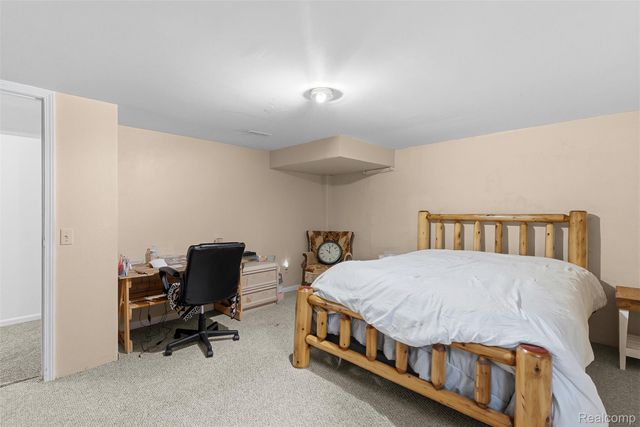 6699 E Lansing Road, Vernon Village, MI 48429